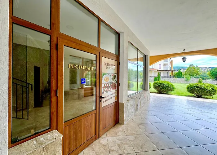 арките комплекс Апартхотел 2*