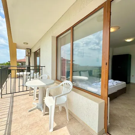 アパートホテル アルカイト コンプレックス 2*